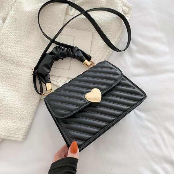 Women Handbags Fashion Chain Shoulder Bags with Love Metal Design Heart Clasp - Image 9