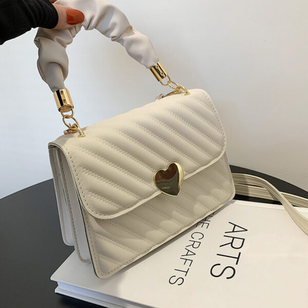 Women Handbags Fashion Chain Shoulder Bags with Love Metal Design Heart Clasp - Image 2